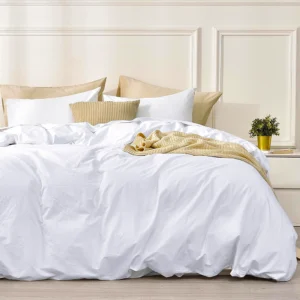 Luxurious white duvet covers for king size beds for high-end hospitality interiors