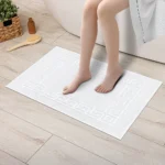 Ccomfort and Large surface area of the luxury bathroom rug for Canadian hospitality