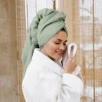 Everest Small Bath Towel Lifestyle Image